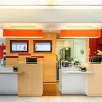Ibis Paradiso מלון