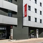 Ibis Paradiso מלון