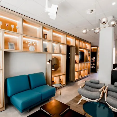 Готель Ibis Paradiso