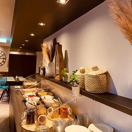 Ibis Paradiso Лугано