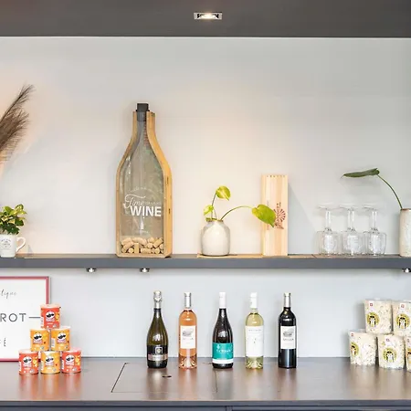 Ibis Paradiso Hotel 3*