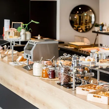 Ibis Paradiso Hotel 3*