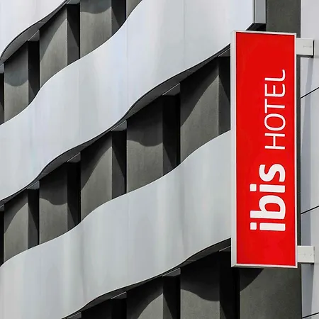 Ibis Paradiso