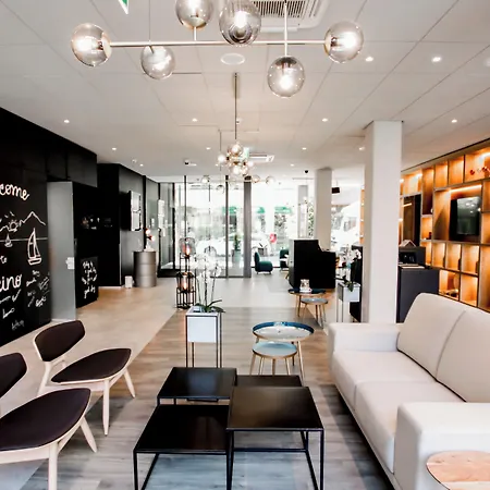 Hotel Ibis Paradiso 3*