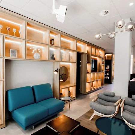 Ibis Paradiso 3*