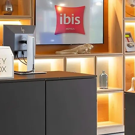 Ibis Paradiso Hotel 3*