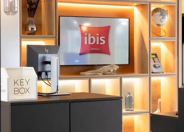 Ibis Paradiso 3*