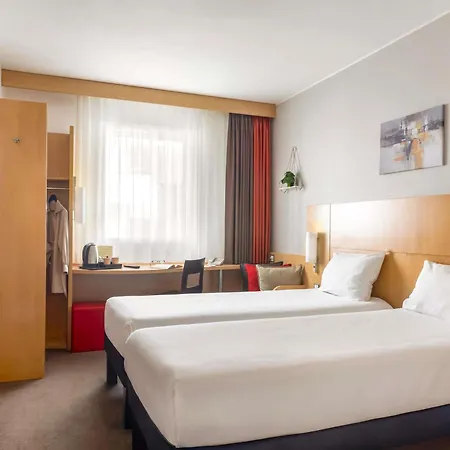 Ibis Paradiso