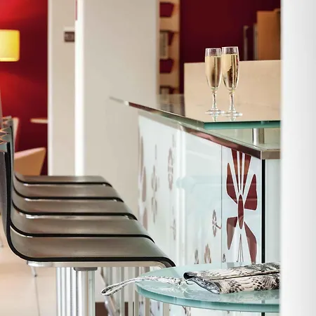 Ibis Paradiso 3* لوغانو